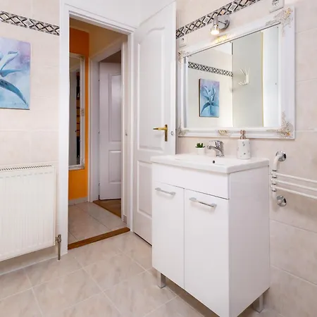 Lägenhet City Apartman Eger *